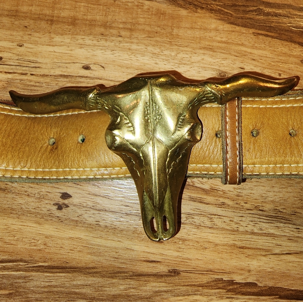 70's gold steer head buckle on tan leather belt